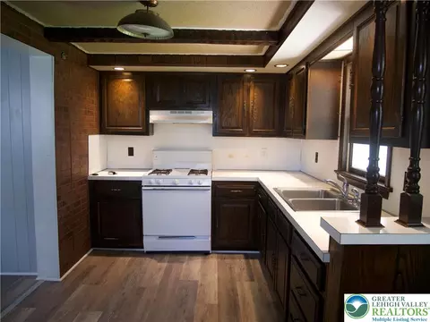 1284 Main St, Bethlehem, PA 18018 photo 12