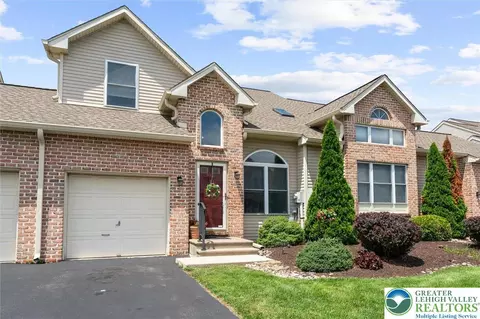 318 Windsor Place #318, Macungie Boro, PA 18062