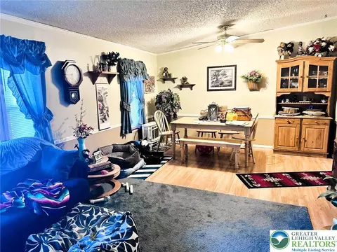 86 Juniper Ct, Bath, PA 18014 photo 8