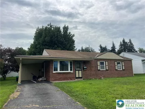 3050 Roxford, Allentown, PA 18103