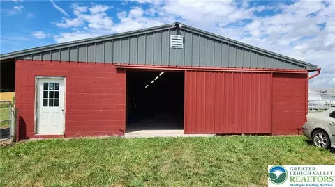 185 Ridge Cup Rd, West Penn Twp, PA 17960