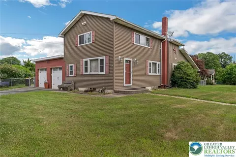 13 Johnsonville Rd, Bangor, PA 18013