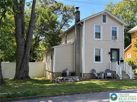 122 Washington St, Wind Gap, PA 18091