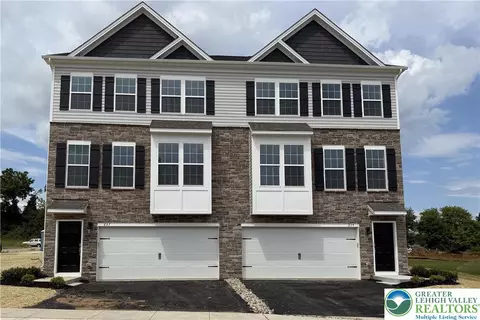 239 Winding Rd, Forks Twp, PA 18040