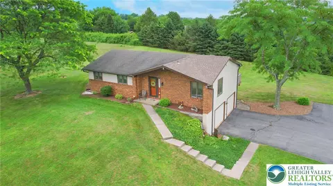 3831 Apple Rd, Northampton, PA 18067