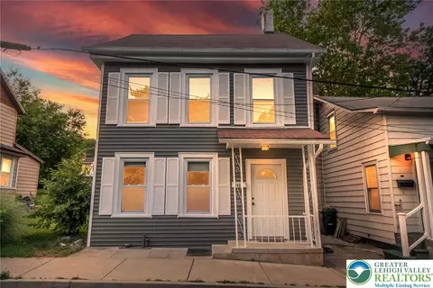 335 Green St, Bath, PA 18014