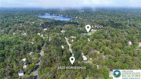1921 Horseshoe Bnd, Coolbaugh Twp, PA 18466