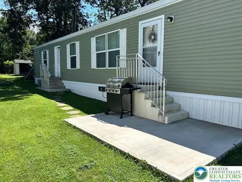 8220 Airport Rd #TRLR 17, Bath, PA 18014