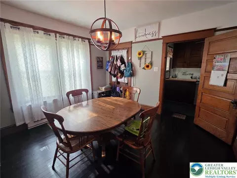 Dining - 116 High St, Hellertown, PA 18055 photo 1 of 3