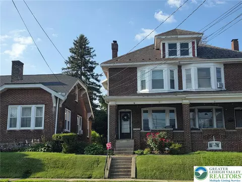 116 High St, Hellertown, PA 18055