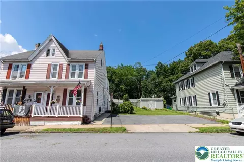 527 Maple St, Bethlehem, PA 18018 photo 31