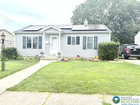 523 Greenwood Ave, Bethlehem, PA 18017