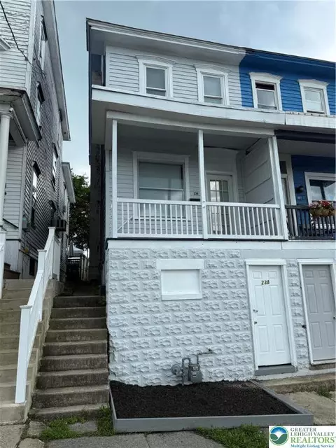 238 S 2nd St, Lehighton, PA 18235