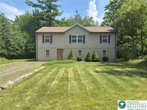 84 N Sycamore Dr, Jim Thorpe, PA 18229