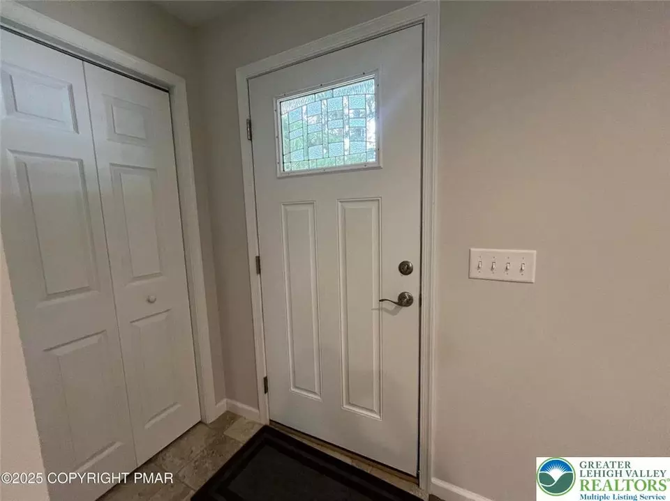 Entry Way - 114 Shady Ln, East Stroudsburg, PA 18302 photo 1 of 4