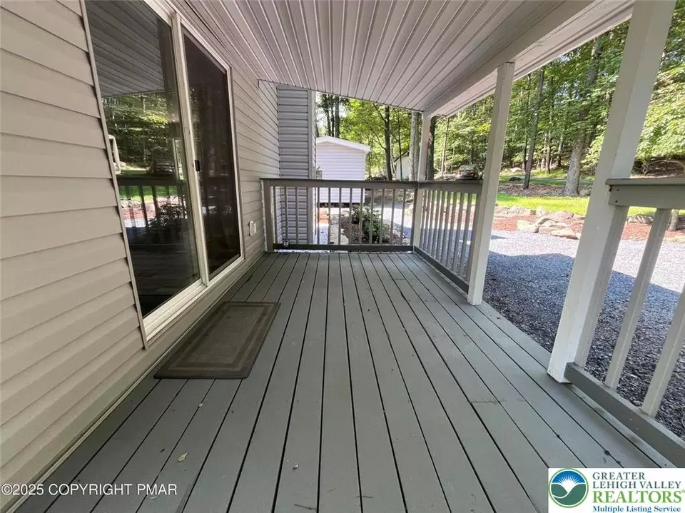 Exterior - 114 Shady Ln, East Stroudsburg, PA 18302 photo 3 of 8