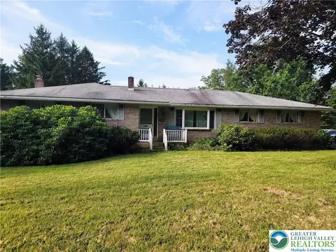 56 E Adamsdale, Schuylkill Haven, PA 17972
