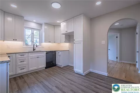 620 E Laurel St, Bethlehem, PA 18018 photo 8