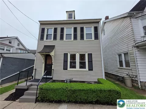 20 S 10th St, Easton, PA 18042