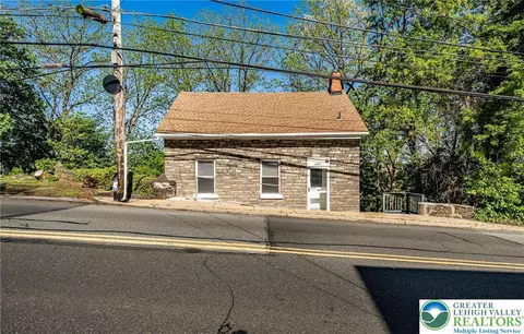 1021 Wyandotte St, Bethlehem, PA 18015