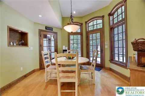 Dining - 0 Address Withheld, Wayne, PA 18436 photo 1 of 3