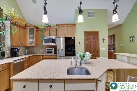 Kitchen - 0 Address Withheld, Wayne, PA 18436 photo 9 of 11
