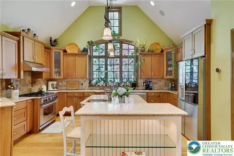 Kitchen - 0 Address Withheld, Wayne, PA 18436 photo 1 of 11