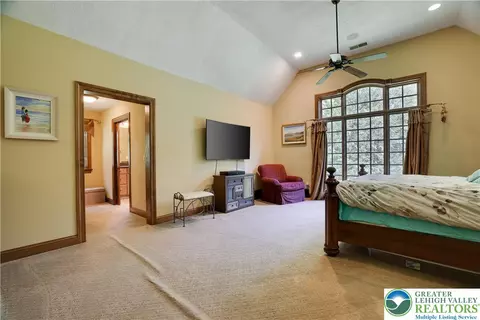 Bedroom - 0 Address Withheld, Wayne, PA 18436 photo 1 of 10