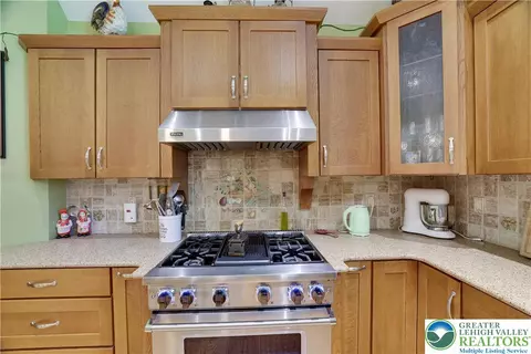 Kitchen - 0 Address Withheld, Wayne, PA 18436 photo 7 of 11