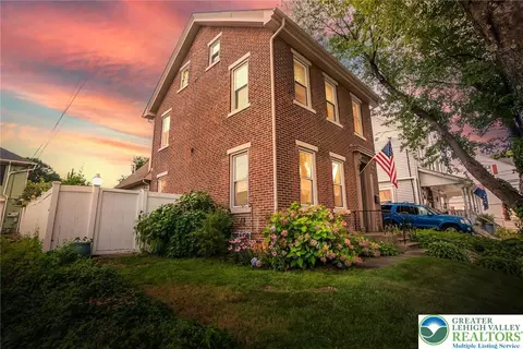 515 Maple St, Bethlehem, PA 18018 photo 2