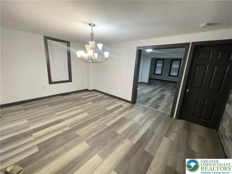 735 E 5th St, Bethlehem, PA 18015 photo 4