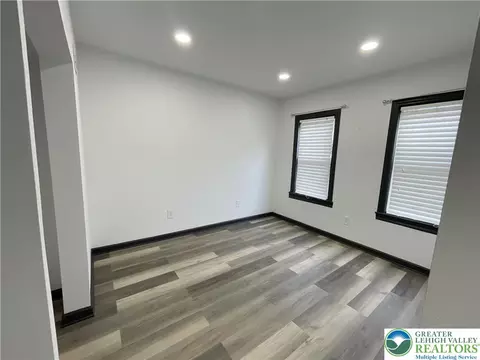 735 E 5th St, Bethlehem, PA 18015 photo 12