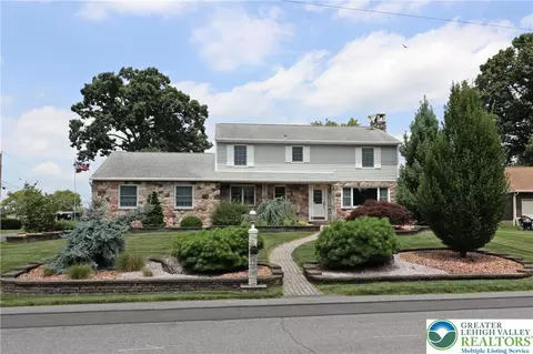 3771 Baldwin Dr, Easton, PA 18045