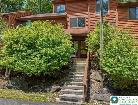 Other - 213 Falls Cir, Saw Creek, PA 18324 photo 3 of 18