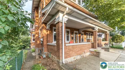 740 Maple St, Bethlehem, PA 18018