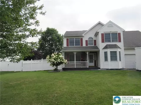 172 Wyndham Dr, Allentown, PA 18104