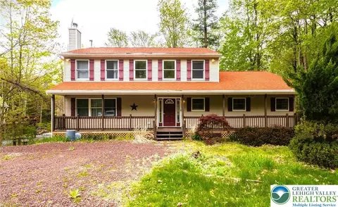 533 Maxatawny Dr, Pocono Lake, PA 18347