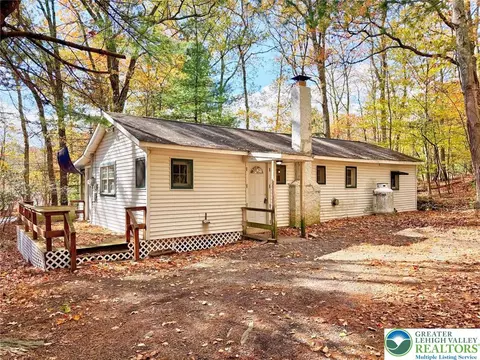 103 Dell Aquila Blvd, Henryville, PA 18332