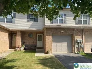 6672 Pioneer Dr, Macungie, PA 18062