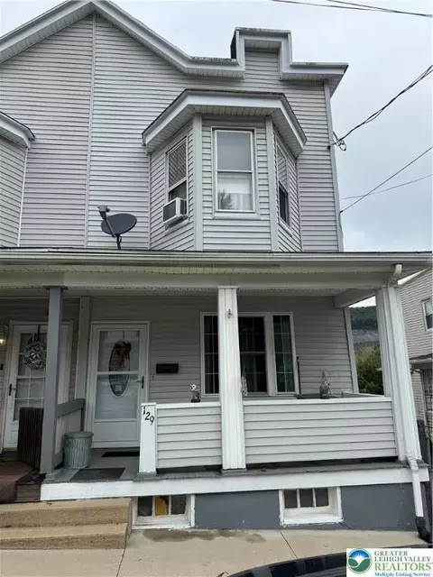 129 Ridge St, Coaldale Boro, PA 18218