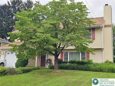 2873 Washington St, Palmer Township, PA 18045