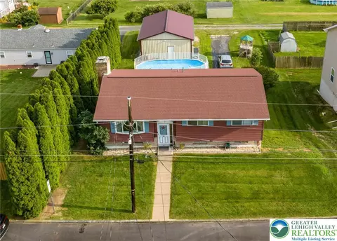 518 Penn St, Bath, PA 18014