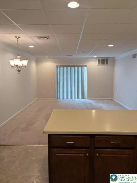 252 N Walnut St #103, Bath, PA 18014 photo 6