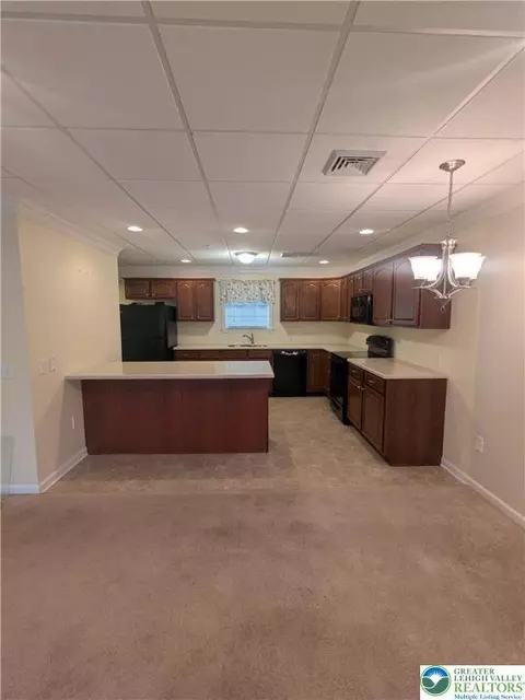 252 N Walnut St #103, Bath, PA 18014 photo 9