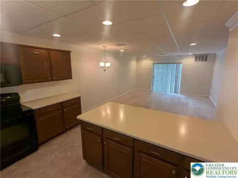 252 N Walnut St #103, Bath, PA 18014 photo 7