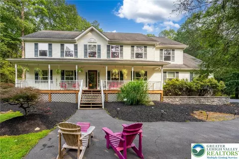 205 Woods Walk, Stroudsburg, PA 18360