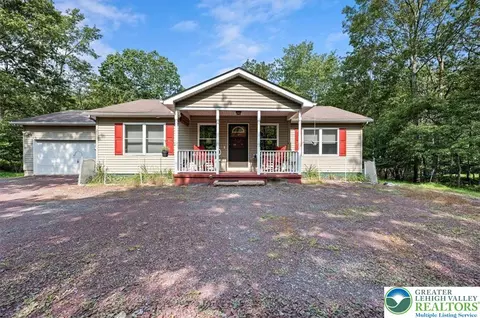 89 Honeysuckle Dr, Jim Thorpe, PA 18229