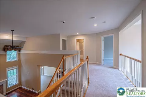 Entry Way - 4706 Pinehurst Cir, Bethlehem, PA 18015 photo 2 of 8