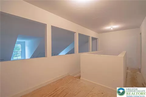 Entry Way - 4706 Pinehurst Cir, Bethlehem, PA 18015 photo 7 of 8
