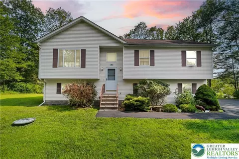 85 Church Ave, Mount Pocono, PA 18344